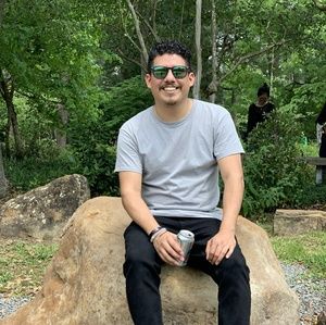 Meet your Posher, Carlos